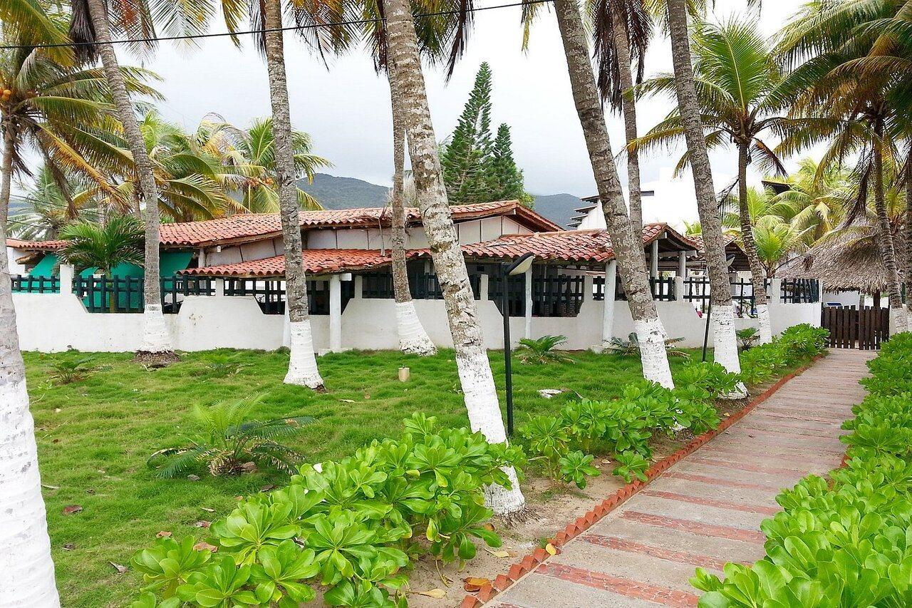 Hotel Golden Paradise Playa El Agua Екстер'єр фото